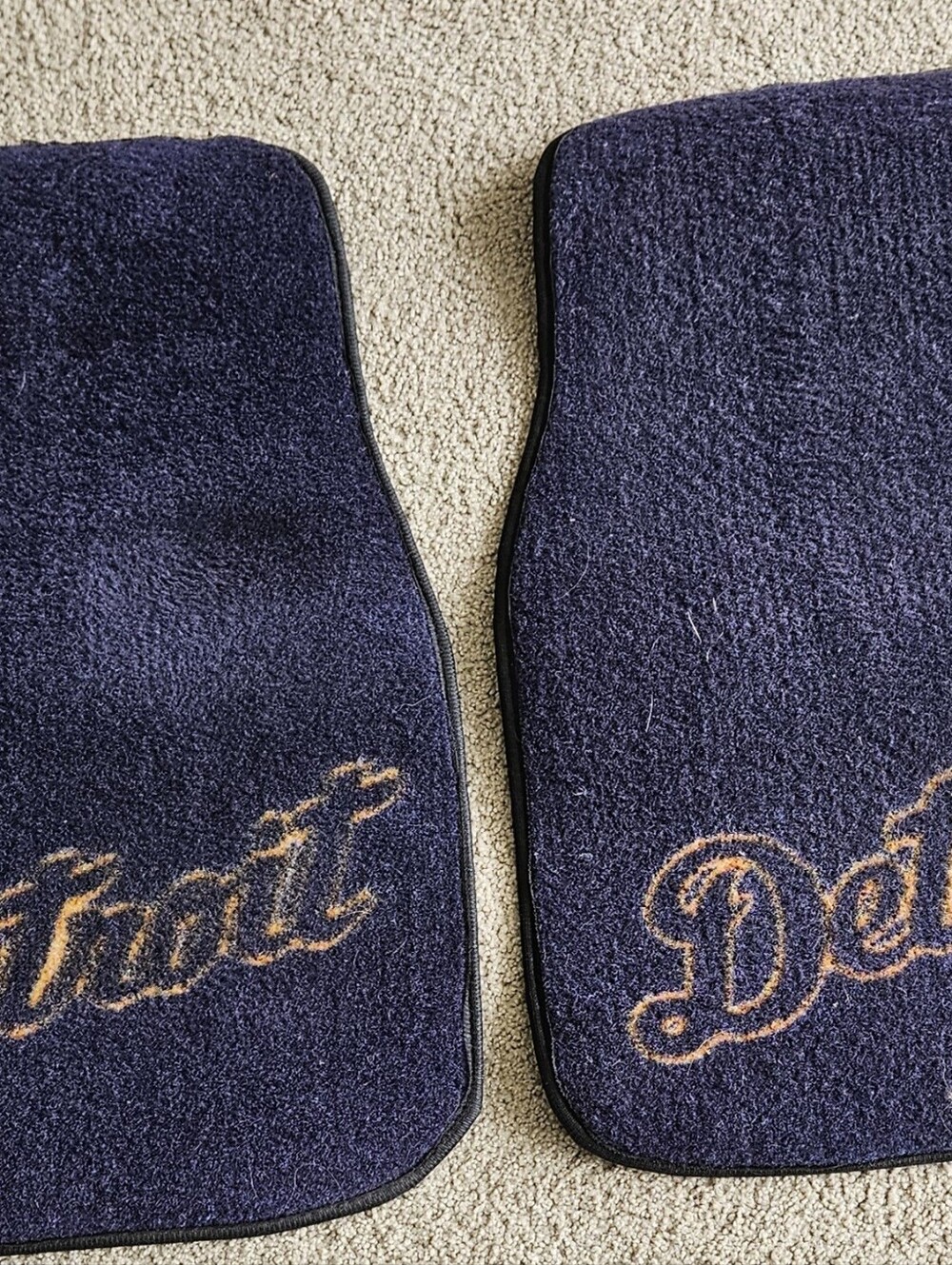 Detroit Tigers Navy Blue Floor Mats. Embroidered White & Orange Script.